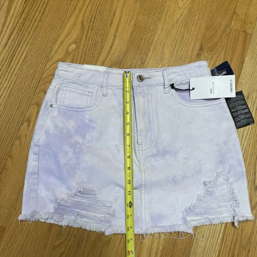 Forever 21 Denim Jean Short Skirt Lavender 5-Pocket 28 inch Waist Distressed NWT - Picture 7 of 9